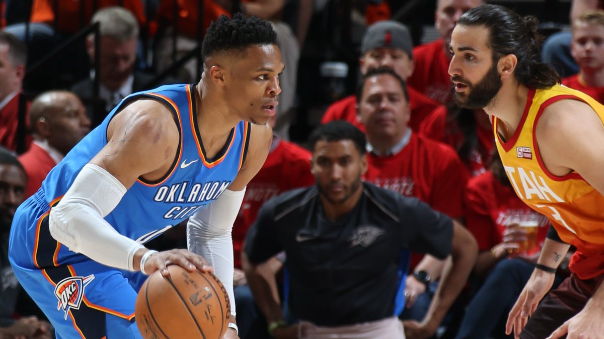 亚冠倒计时，菲尼克斯太阳转会期回应争议，细节引发关注，引发热议，身体对抗强度拉满的简单介绍-英雄联盟s15