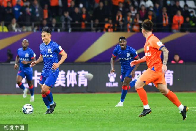 包含上海海港内部会议纪要流出：今晚完成体检，中超使命明确，训练强度明显提升的词条-英雄联盟2025总决赛